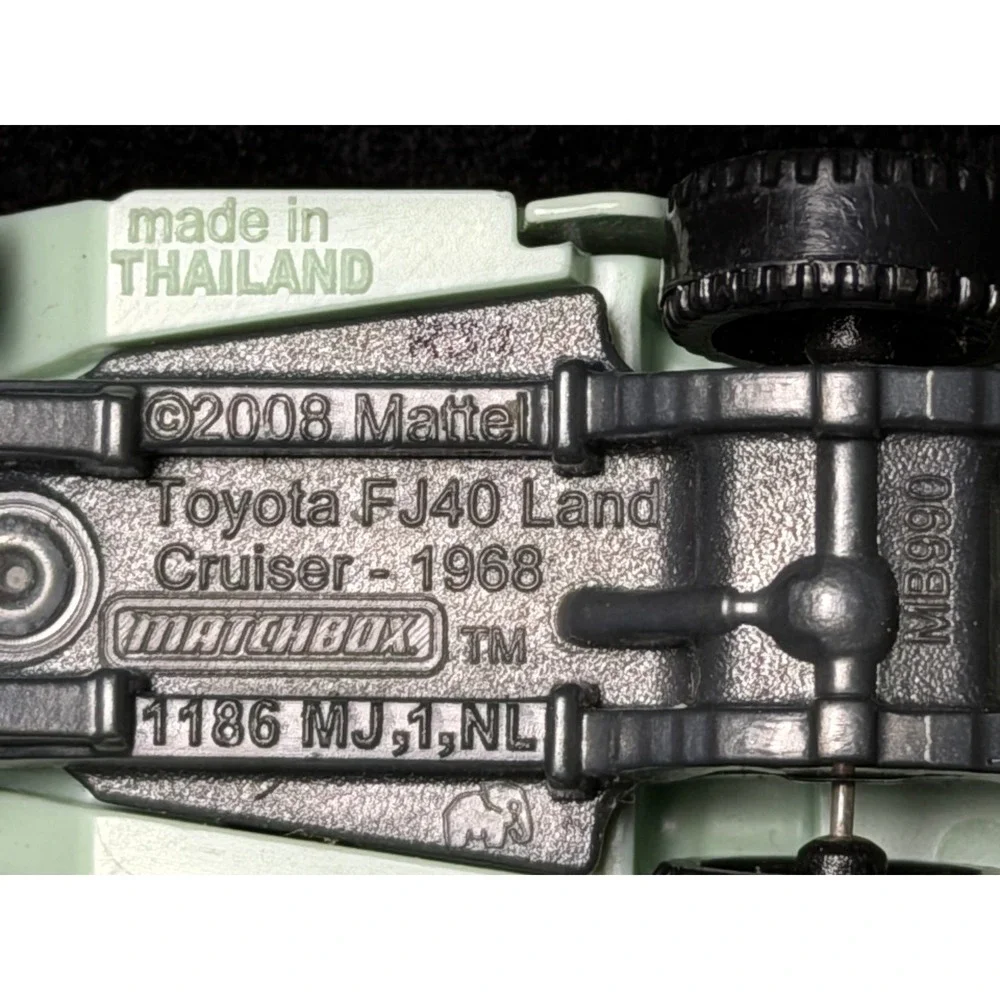 Toyota FJ40 Land Cruiser 1968-National Parks Wildlife Refuge 68, Matchbox 2008